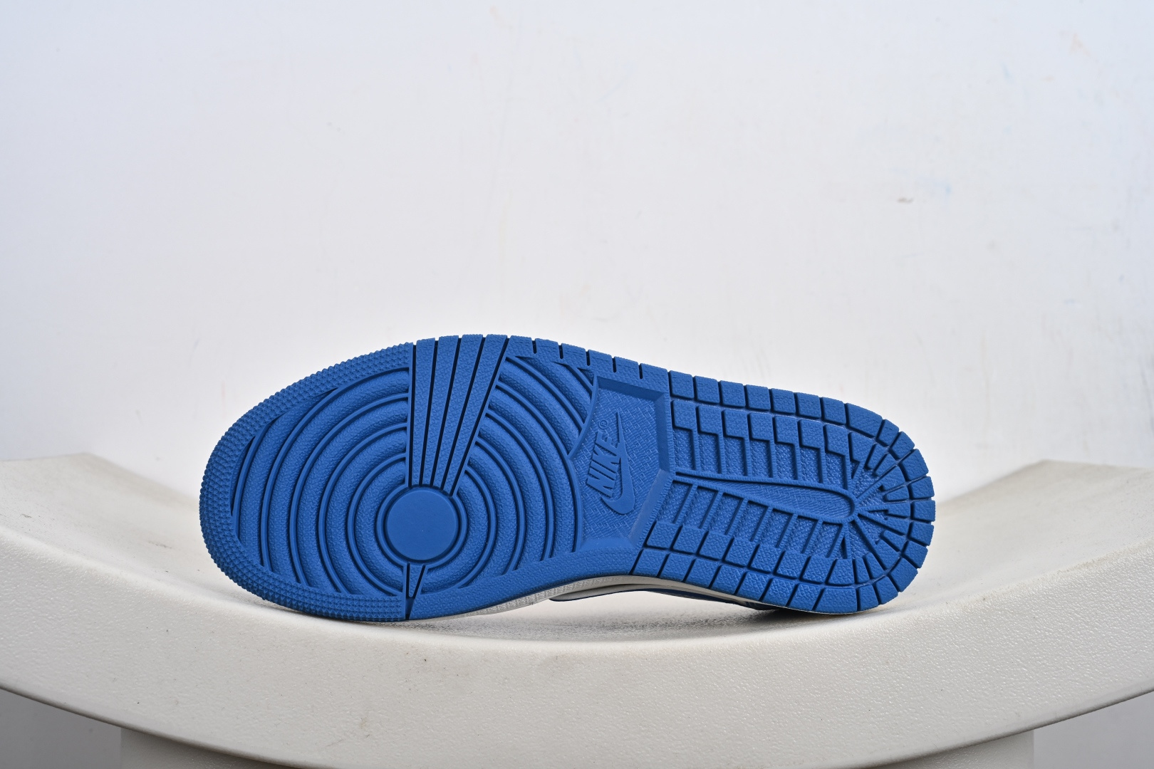 定制版 Travis Scott x Fragment Design x Jordan Air Jordan 1 Low SP “卡通蓝” DZ5899-023