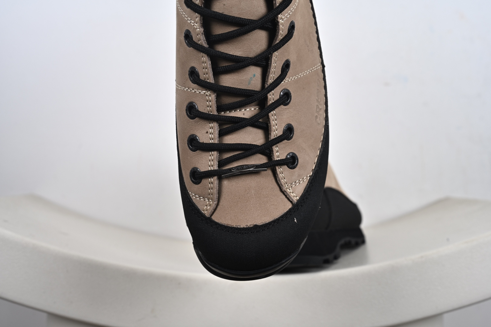 280 CRISPI Monaco GTX摩纳哥登山鞋 意大利户外防水徒步登山鞋 秋冬高帮 男女摩纳哥登山靴 该款徒步鞋