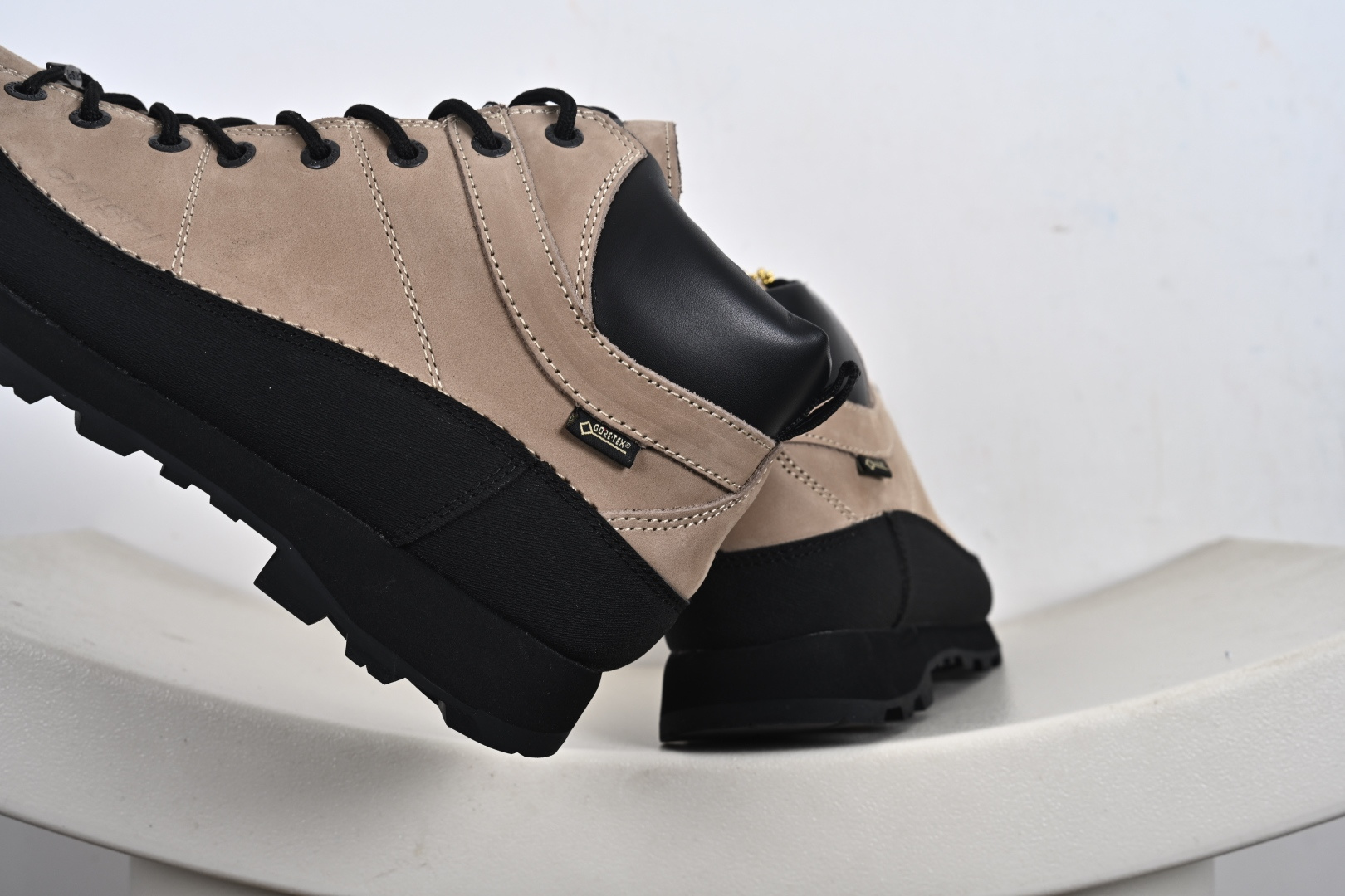 280 CRISPI Monaco GTX摩纳哥登山鞋 意大利户外防水徒步登山鞋 秋冬高帮 男女摩纳哥登山靴 该款徒步鞋