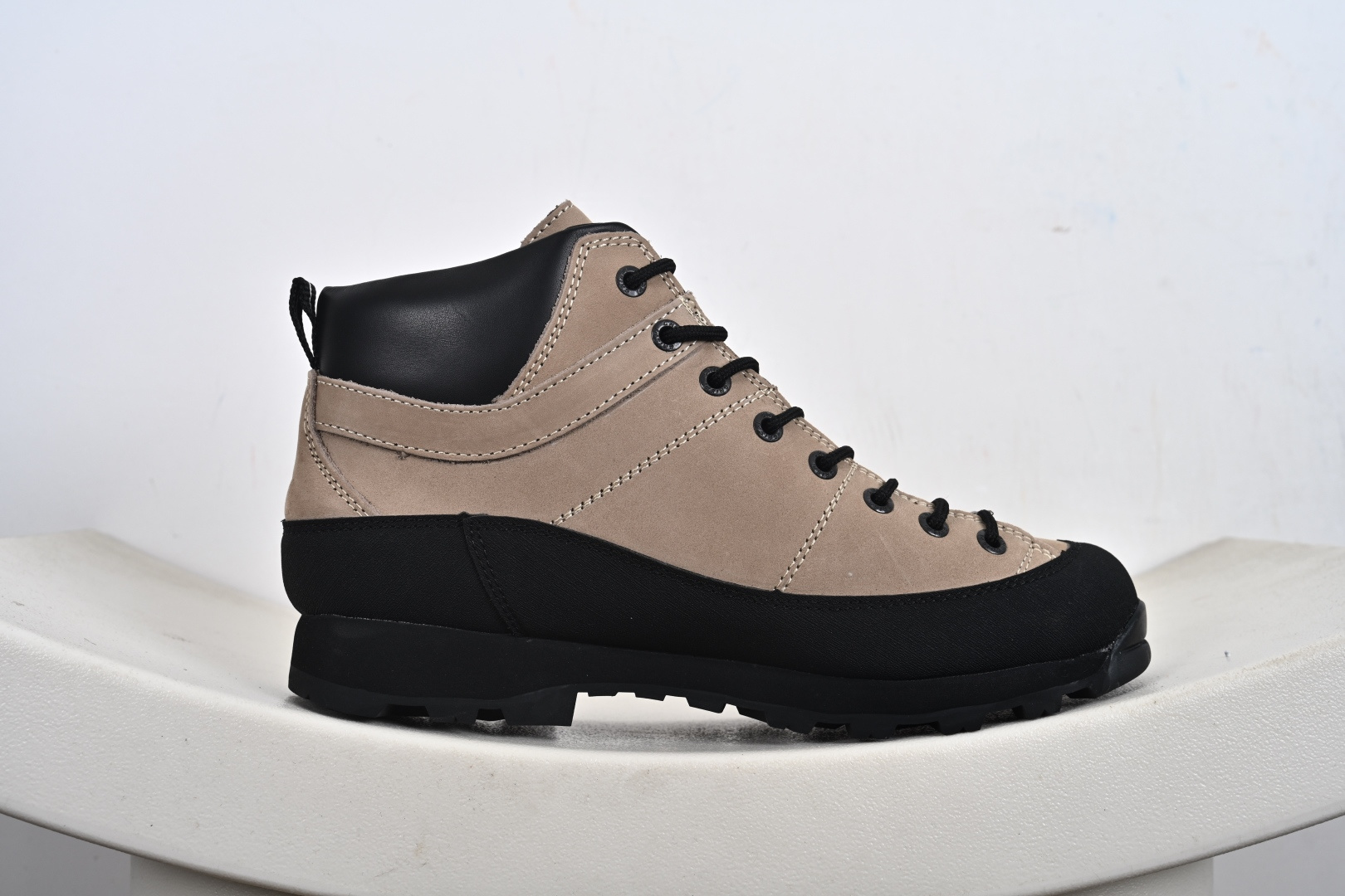 280 CRISPI Monaco GTX摩纳哥登山鞋 意大利户外防水徒步登山鞋 秋冬高帮 男女摩纳哥登山靴 该款徒步鞋