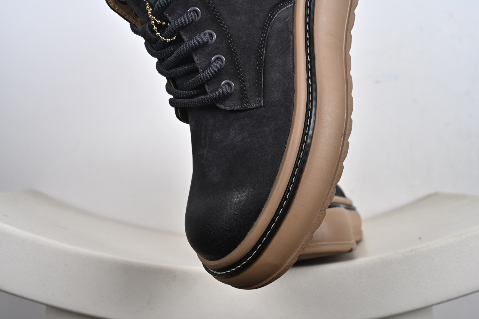 300 Timberland 添柏岚/天伯伦 秋冬新品 户外轻量 休闲大黄靴 TB10035