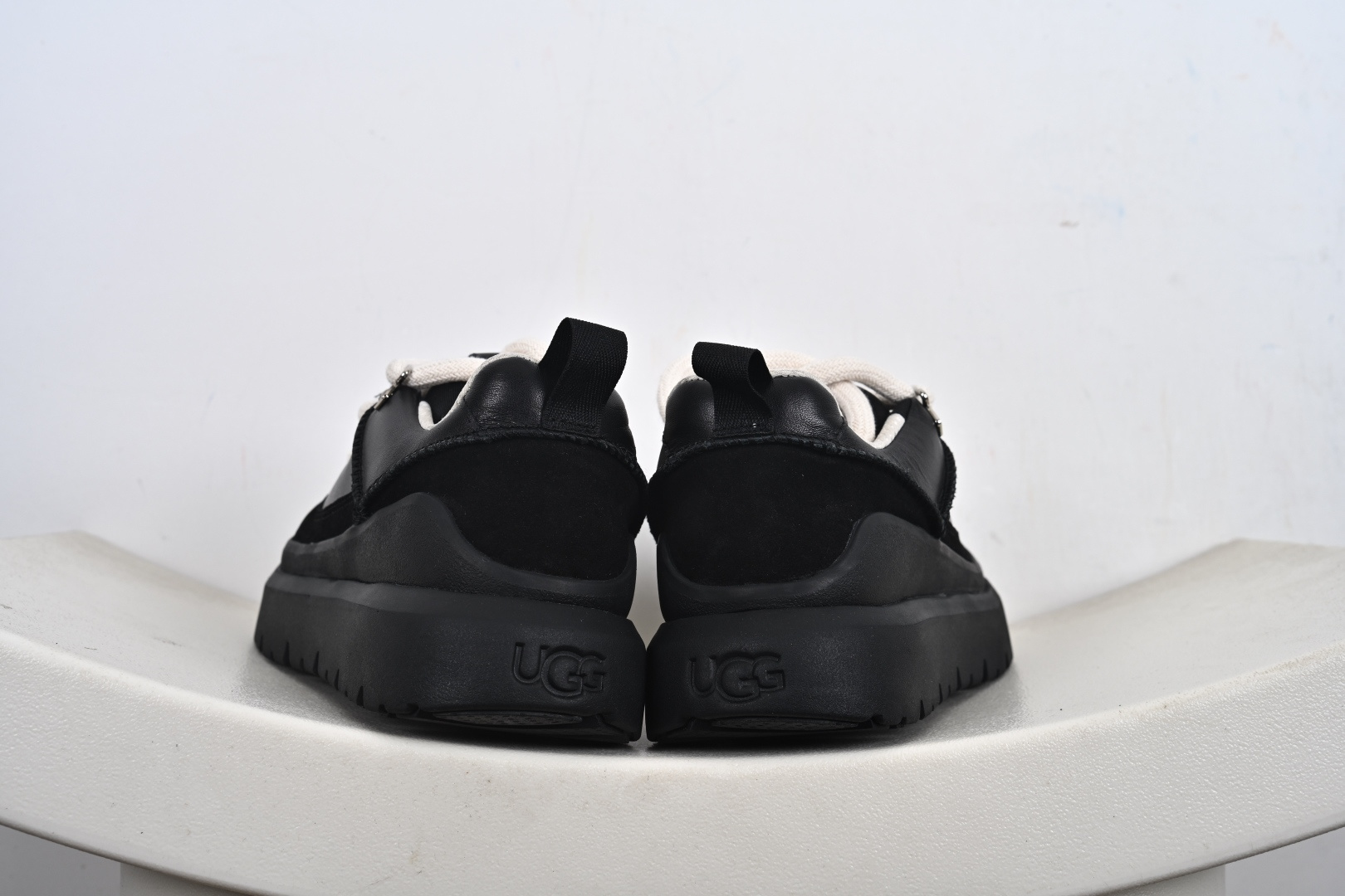 320 UGG 百搭单品 纯原UGG 秋冬羊皮毛一体雪地靴 UGG拖鞋 W/1170910