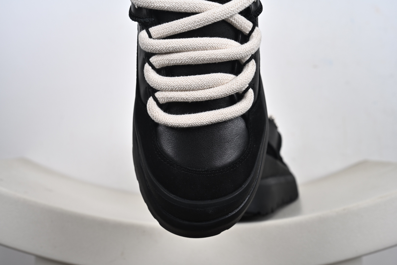 320 UGG 百搭单品 纯原UGG 秋冬羊皮毛一体雪地靴 UGG拖鞋 W/1170910