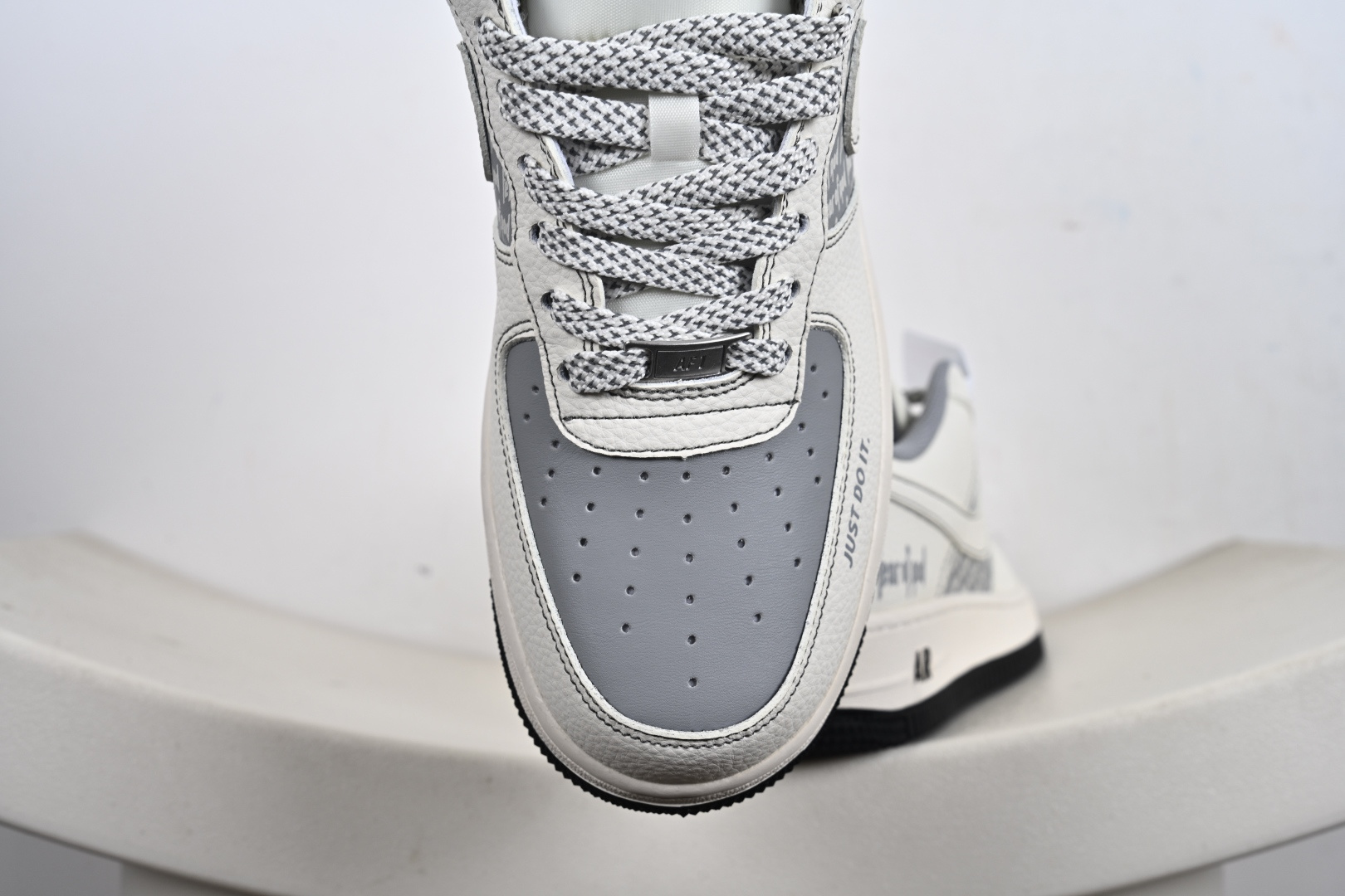 定制版 NIke Air Force 1'07 Low FOG联名 米灰黑满天星 空军一号低帮休闲板鞋 JP8028-008