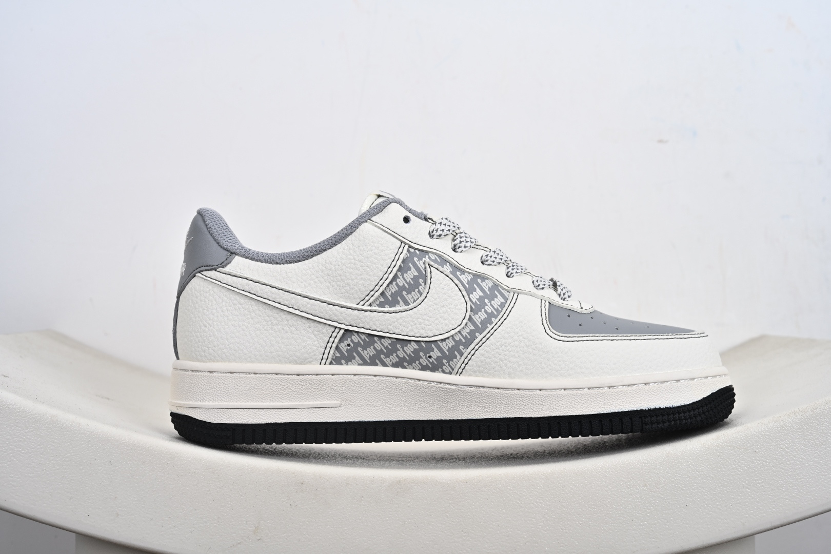 定制版 NIke Air Force 1'07 Low FOG联名 米灰黑满天星 空军一号低帮休闲板鞋 JP8028-008