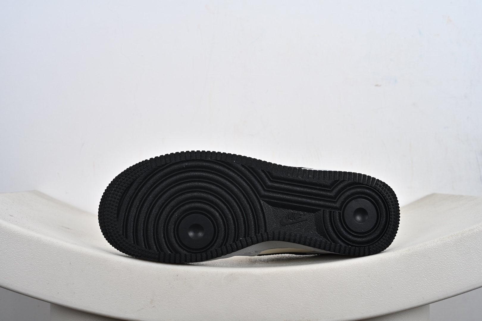 定制版 Air Force 1 '07 Low “迪奥联名——花纹米灰黑”空军一号 高端定制 低帮 运动鞋 休闲鞋 BK0188-081