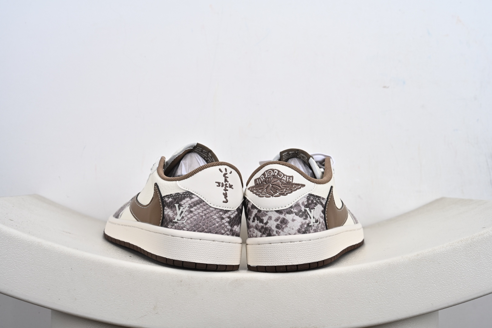 定制版Travis Scott x Fragment Design x Jordan Air Jordan 1 Low SP “LV联名——棕蟒纹” XS7089-618