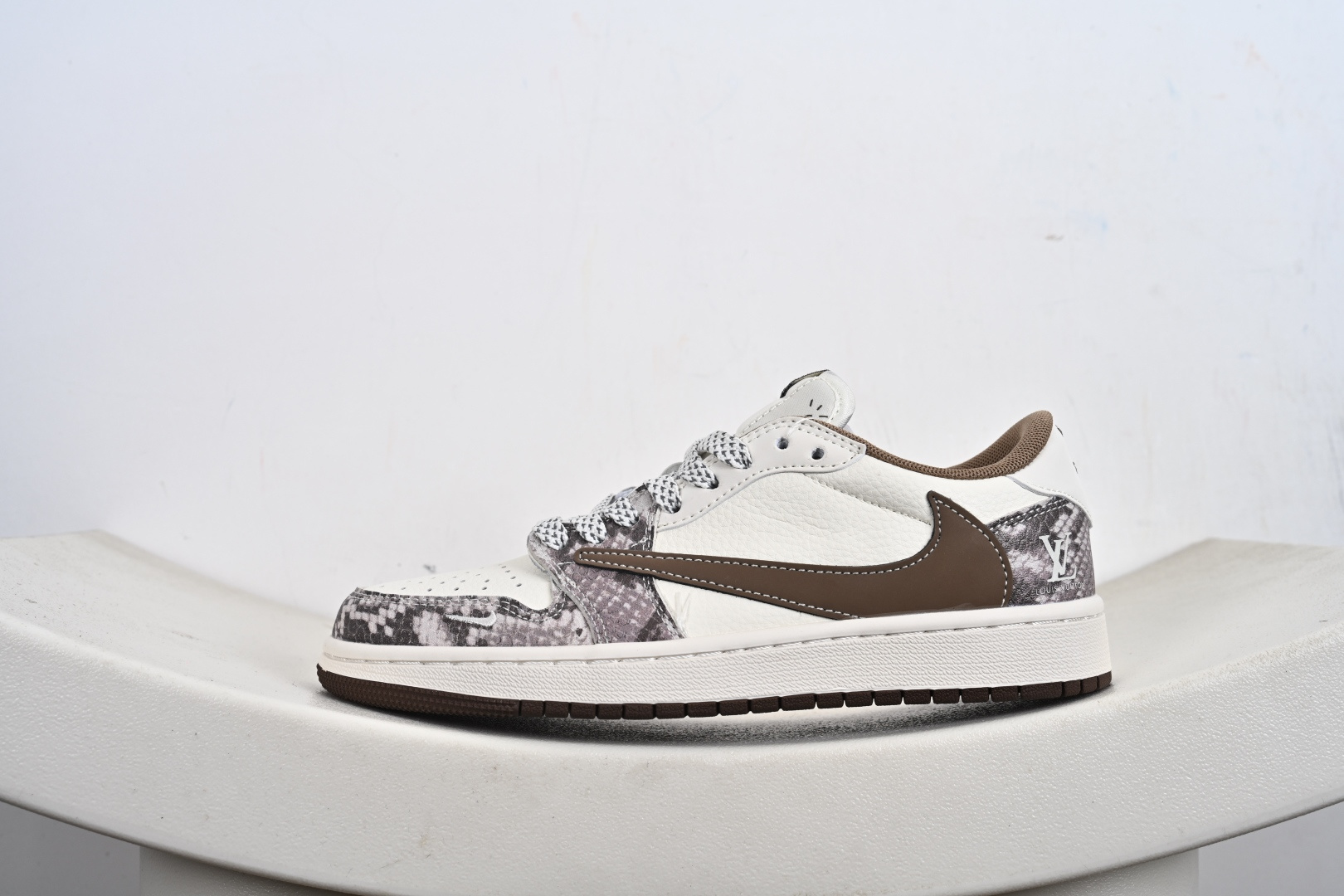 定制版Travis Scott x Fragment Design x Jordan Air Jordan 1 Low SP “LV联名——棕蟒纹” XS7089-618