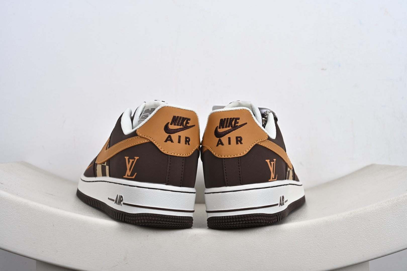 NK Air Force 1 Low 空军1号低帮LV联名咖棕焦糖 NH0601-576