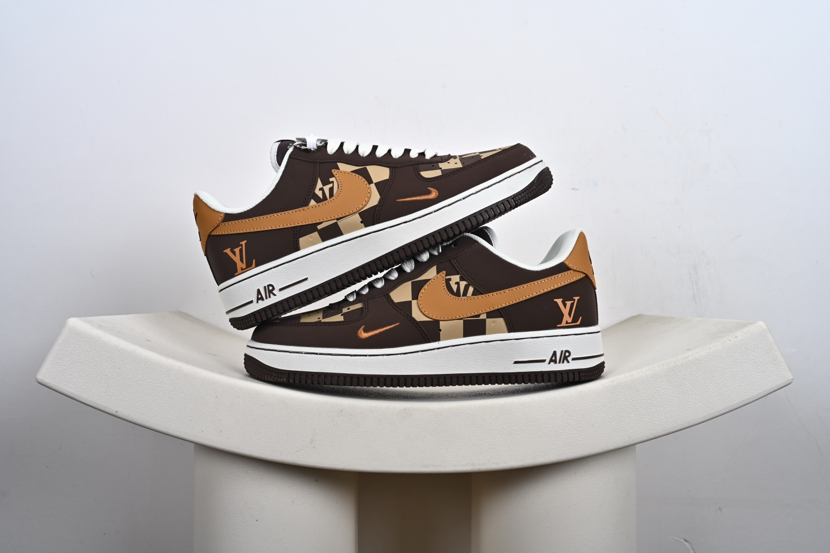 NK Air Force 1 Low 空军1号低帮LV联名咖棕焦糖 NH0601-576