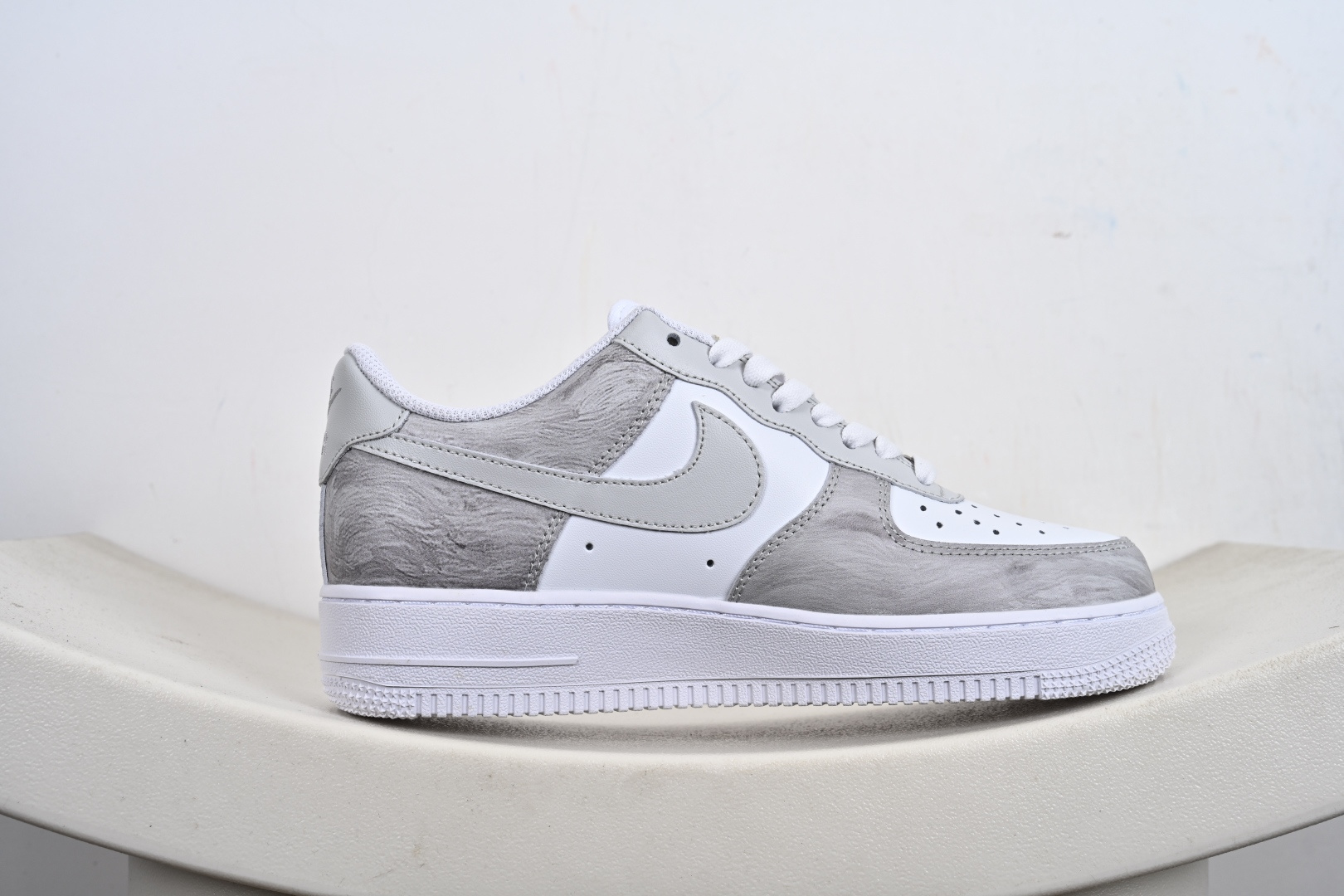 Nike Air Force 1 Low 银河灰 ZH0316-131