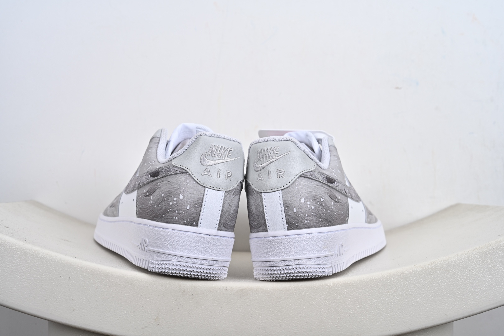 Nike Air Force 1 Low 银河灰 ZH0316-131