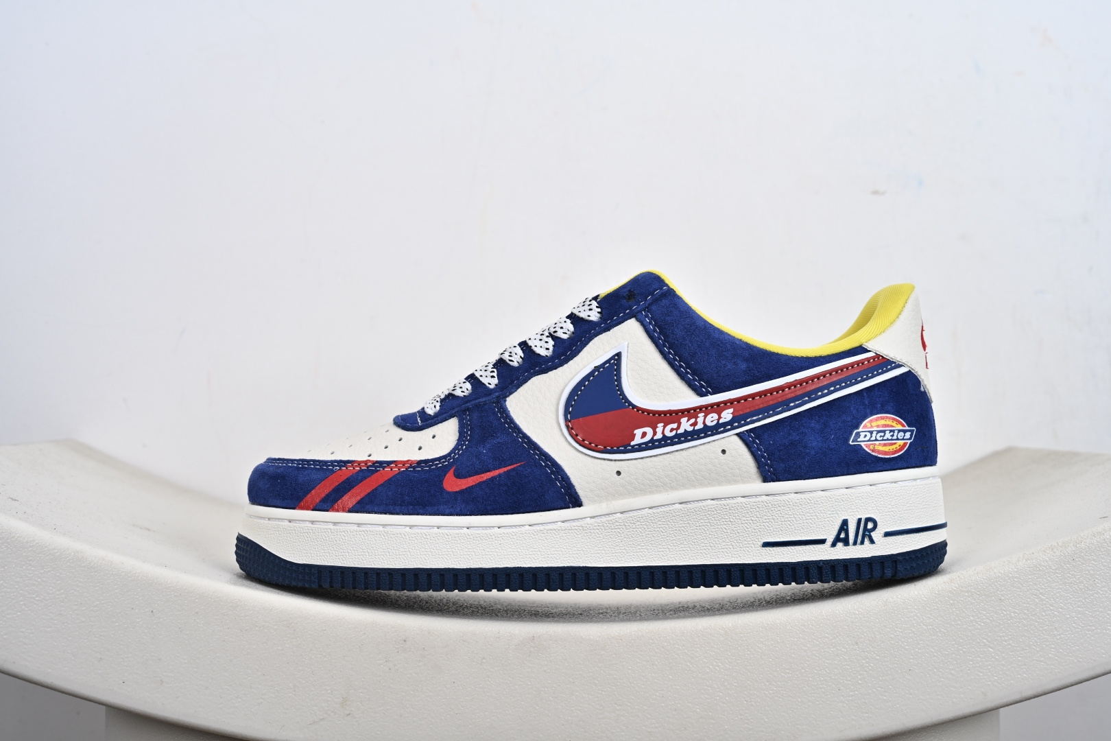 定制版NIke Air Force 1 '07 Low “Dickies联名——白蓝猪八”空军一号 低帮 运动鞋 休闲鞋 SY1388-006