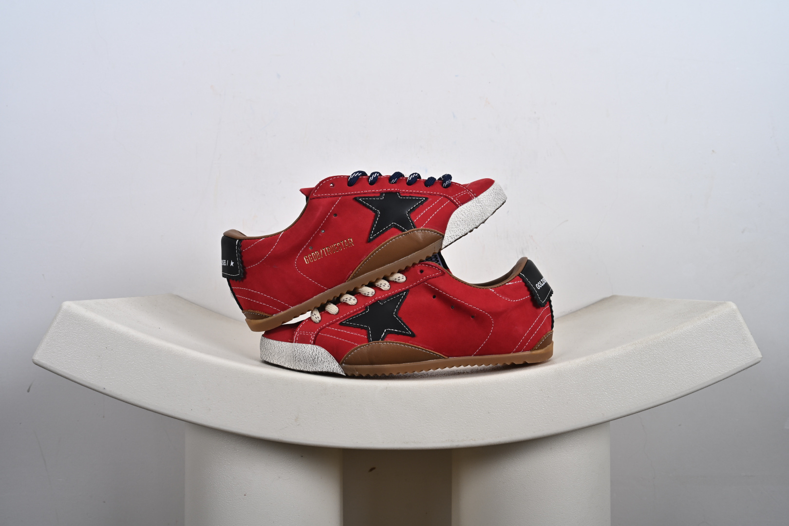 300 Golden Goose Deluxe Brand SStar星星鞋GGDB脏出天际的小脏鞋 潮复古板鞋