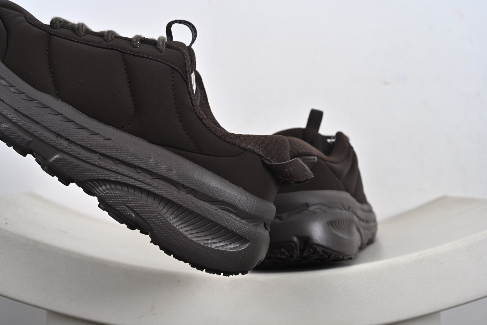 200 HOKA BONDI B3LS MARNI 复古舒适防滑耐磨 低帮 山地户外跑步鞋 1170631-TORM STRW BRKN