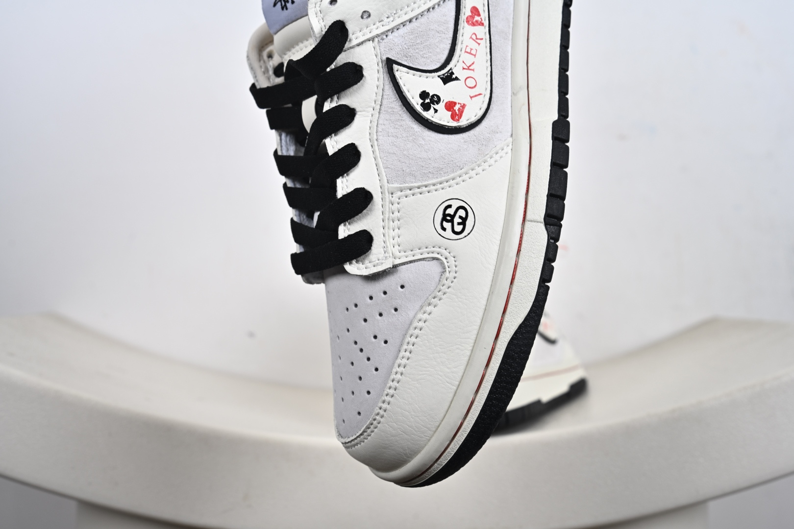 260 Nike SB Dunk Low 斯图西联名 白黑红 高端定制 低帮休闲板鞋 YF9511-913