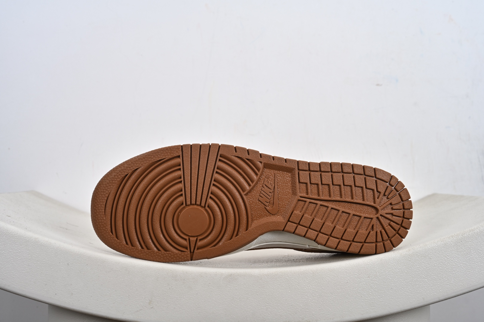 260 Stussy x LV x Nike Dunk Low 卡其棕 SG6688-005