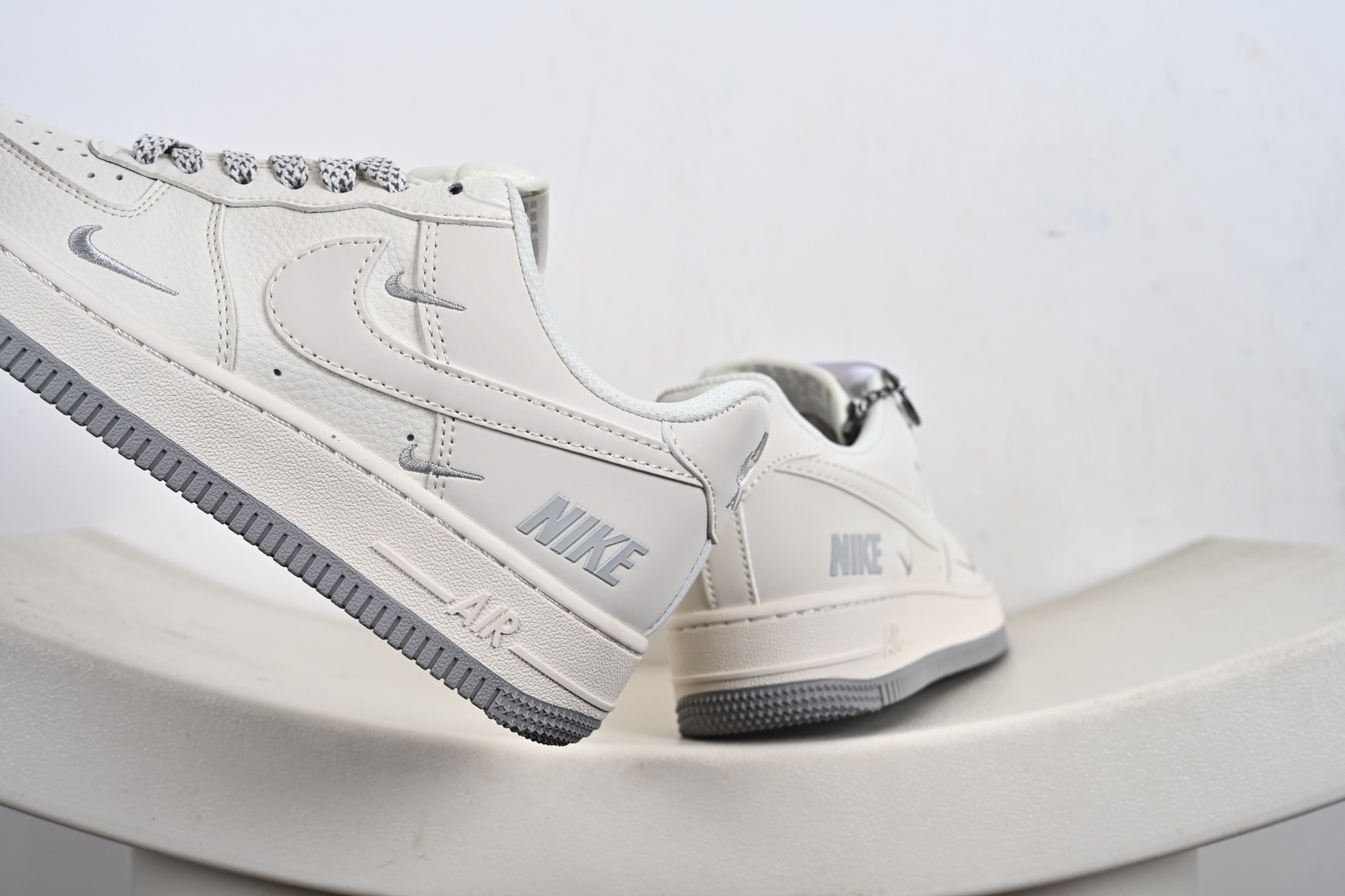 240 Nike Air Force 1 '07 Low 米灰满天星 空军一号低帮休闲运动板鞋 XX3168-185