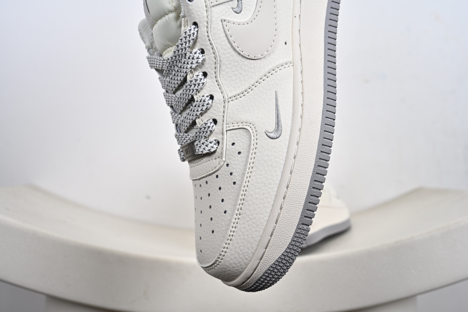 240 Nike Air Force 1 '07 Low 米灰满天星 空军一号低帮休闲运动板鞋 XX3168-185