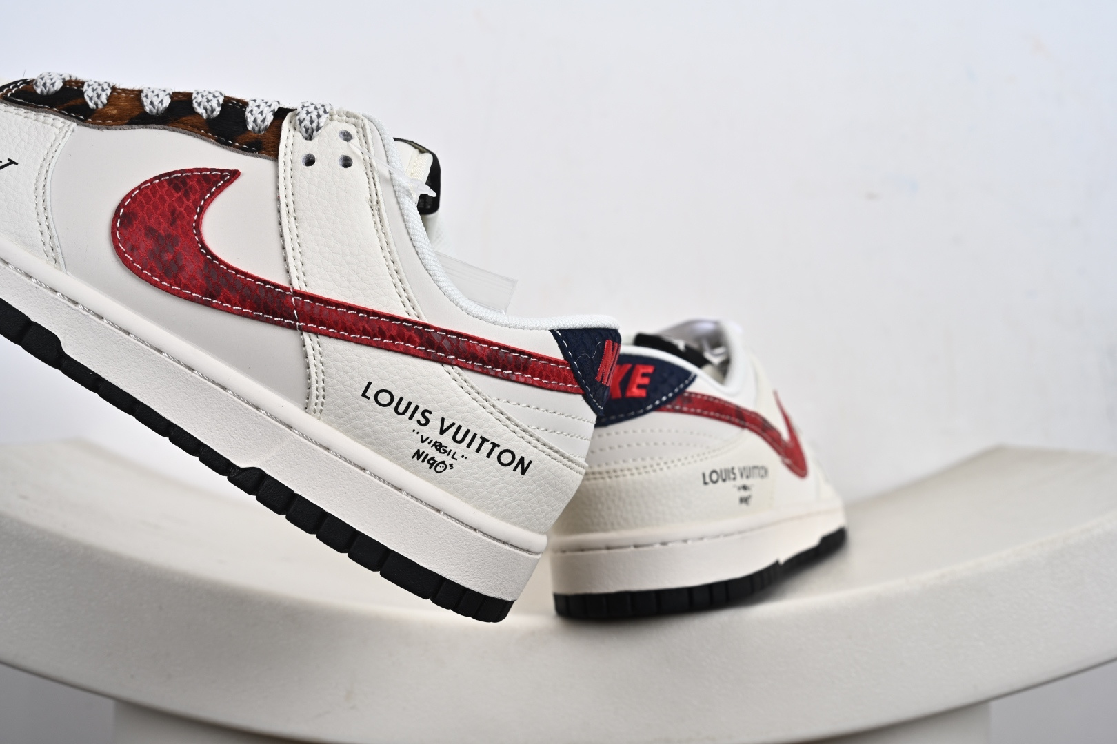 260 Nike SB Dunk Low LV联名 XS6089-627