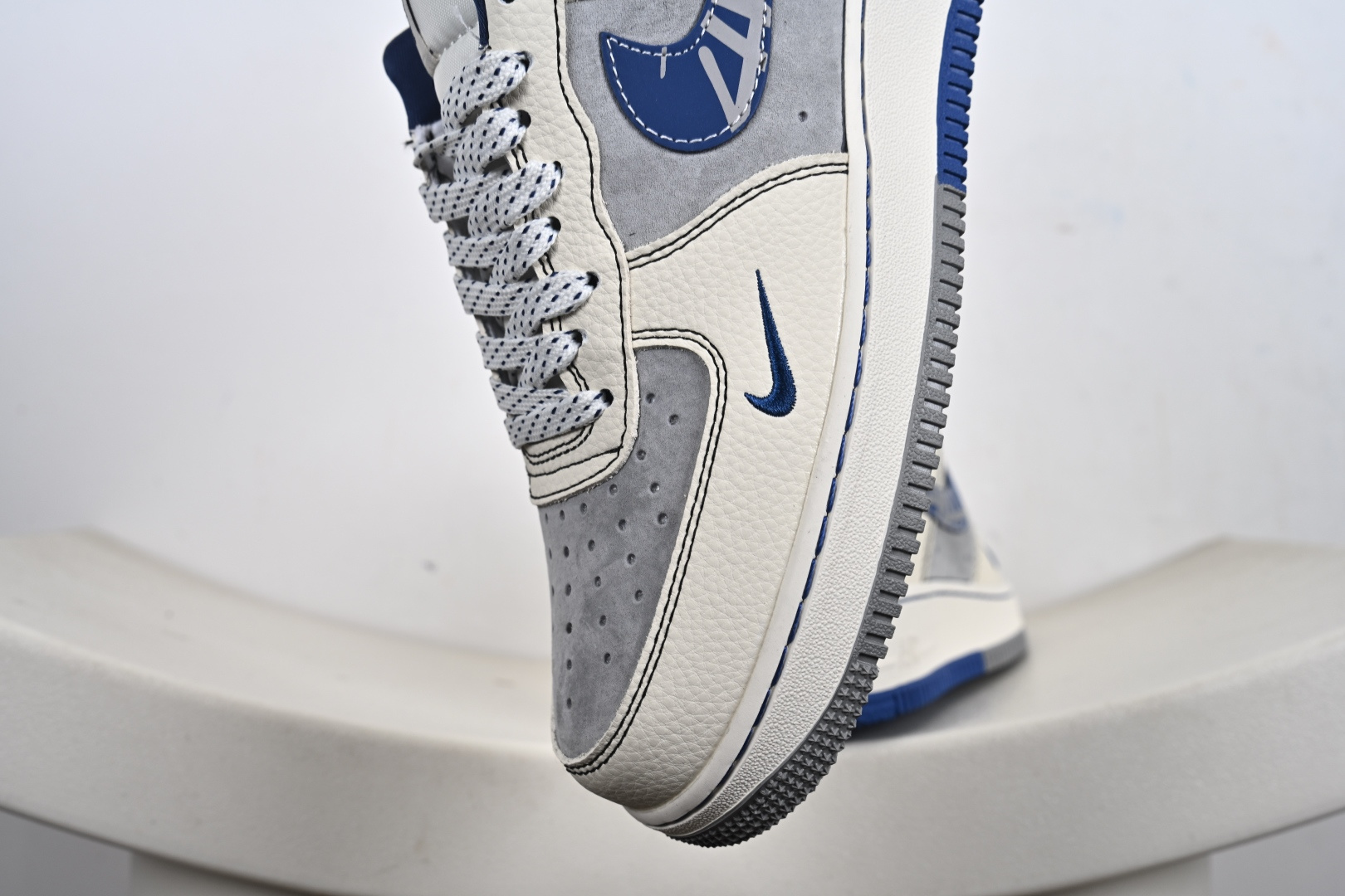 240 定制版 Nike Air Force 1'07 Low 斯图西联名 双拼花蓝勾 空军一号低帮休闲板鞋 XL1979-123