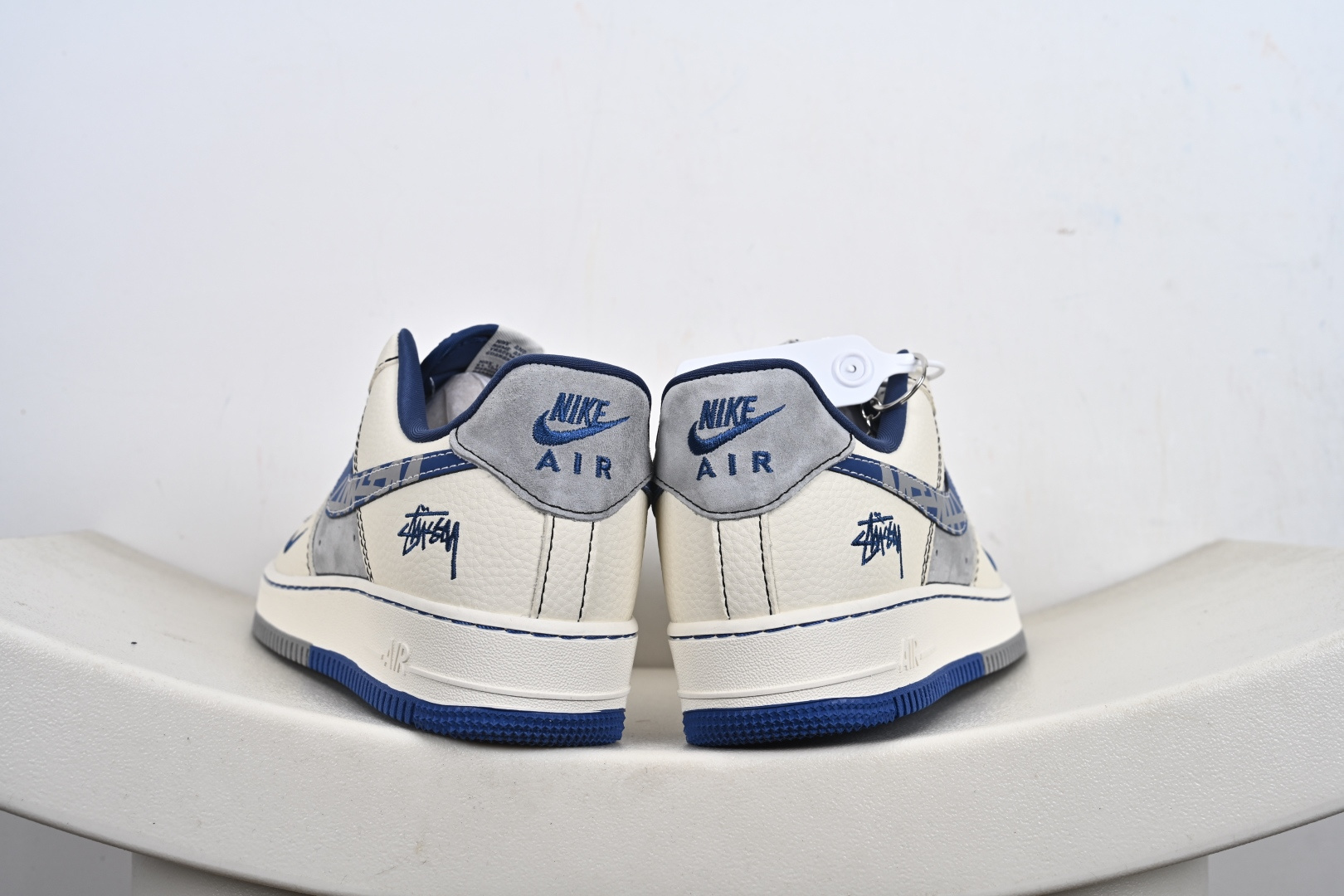 240 定制版 Nike Air Force 1'07 Low 斯图西联名 双拼花蓝勾 空军一号低帮休闲板鞋 XL1979-123