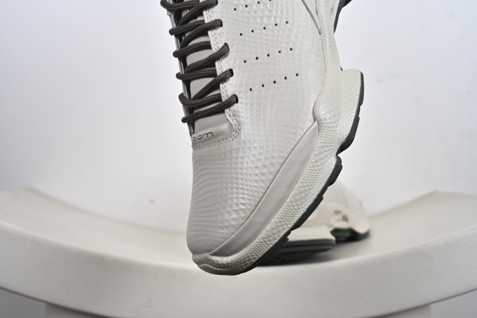 240 Ecco 爱步 真皮防滑健步休闲皮鞋 800334-61092