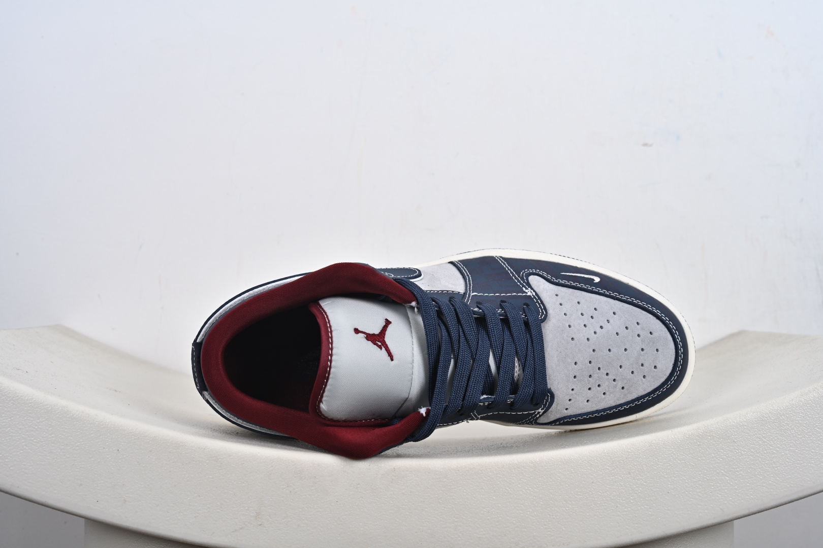 定制版 Nike Jordan Air Jordan 1“Supreme联名——暗灰蓝” 高端定制 低帮 复古 减震 防滑 耐磨 篮球鞋 QG1988-015