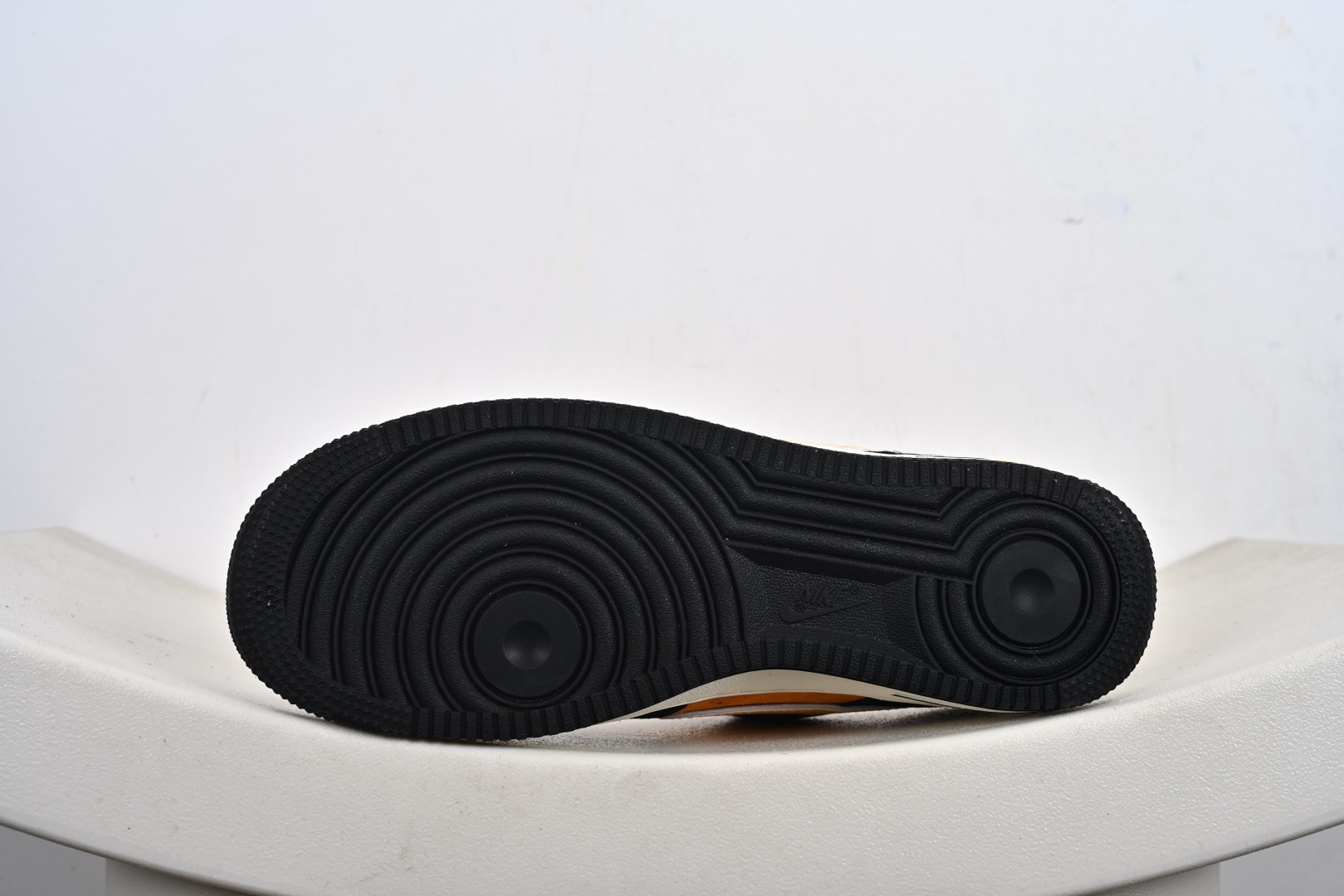 定制版 NIke Air Force 1 '07 Low “OFF-White联名——黑橙涂鸦”空军一号 低帮 运动鞋 休闲鞋 SY1388-001