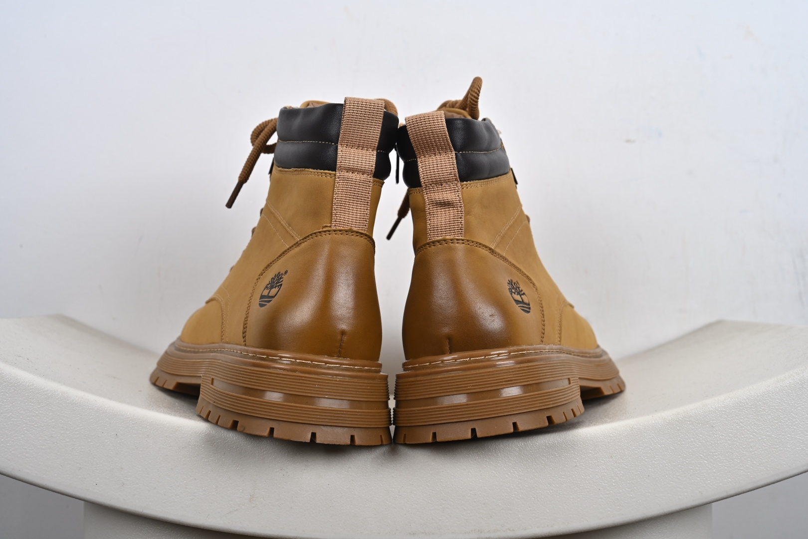280 Timberland添柏岚/天伯伦休闲时尚马丁靴系列 TB10056