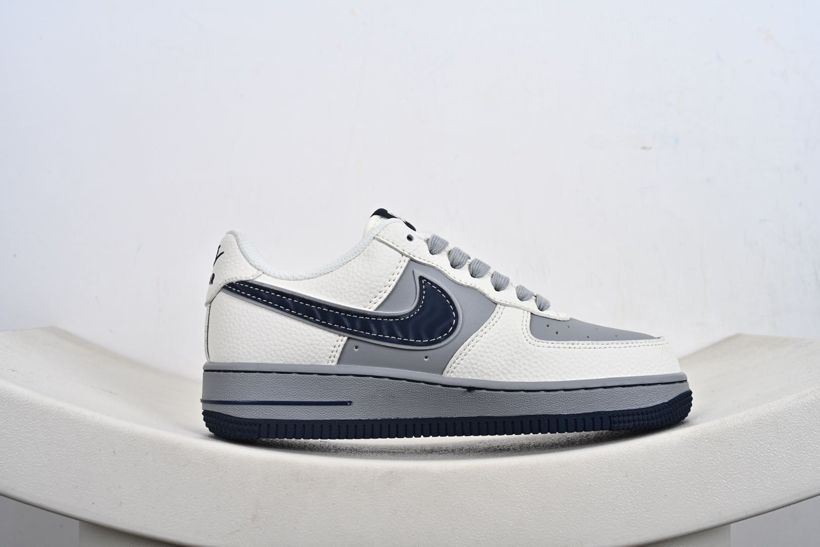 定制版Nike Air Force 1'07 Low 猿人头BaPe联名 米灰蓝 空军一号低帮休闲板鞋 SM6668-111