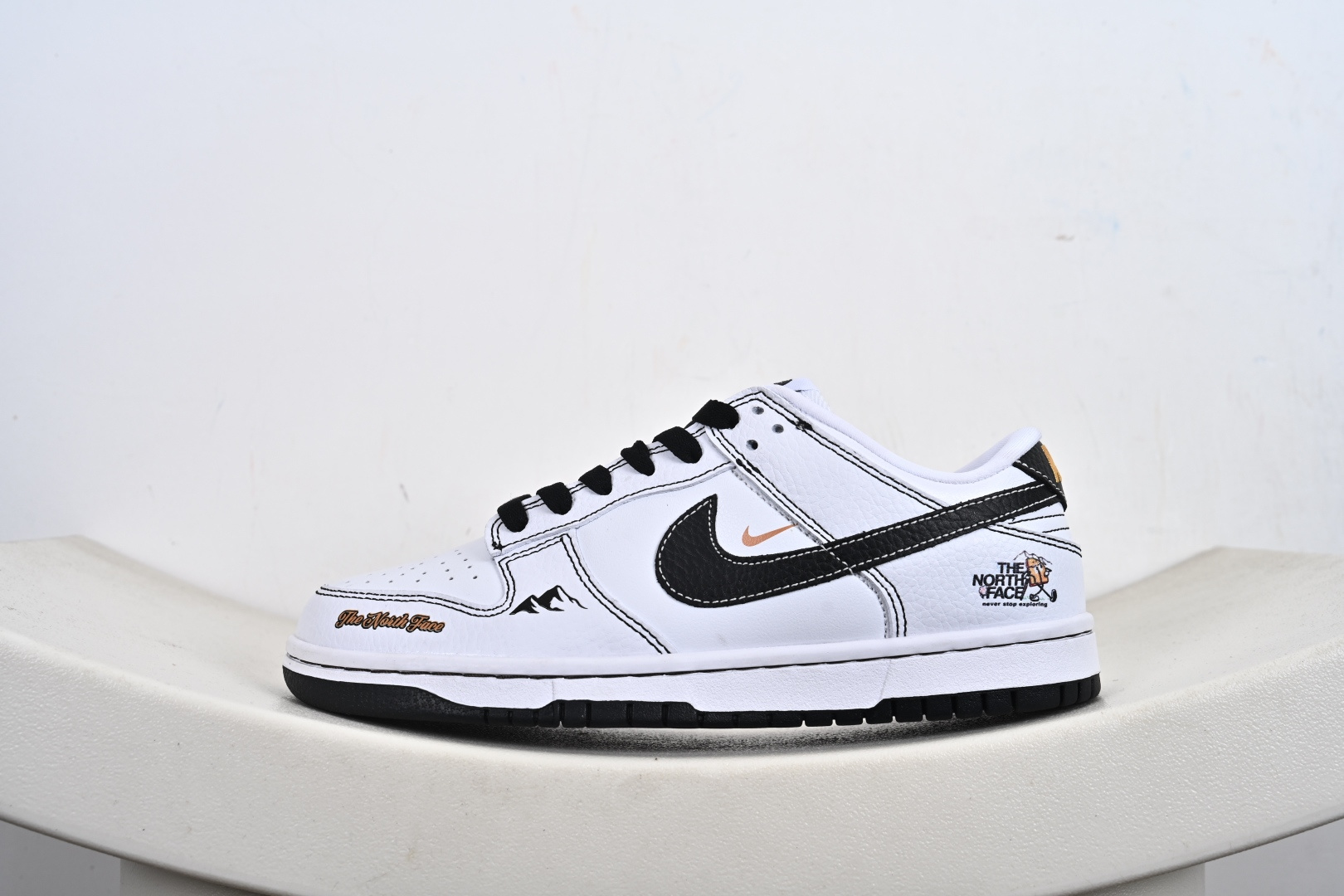 260 定制版#The North Face x Nk SB Dunk Low 定制配色 北面联名 复古低帮休闲百搭板鞋 YF9511-911