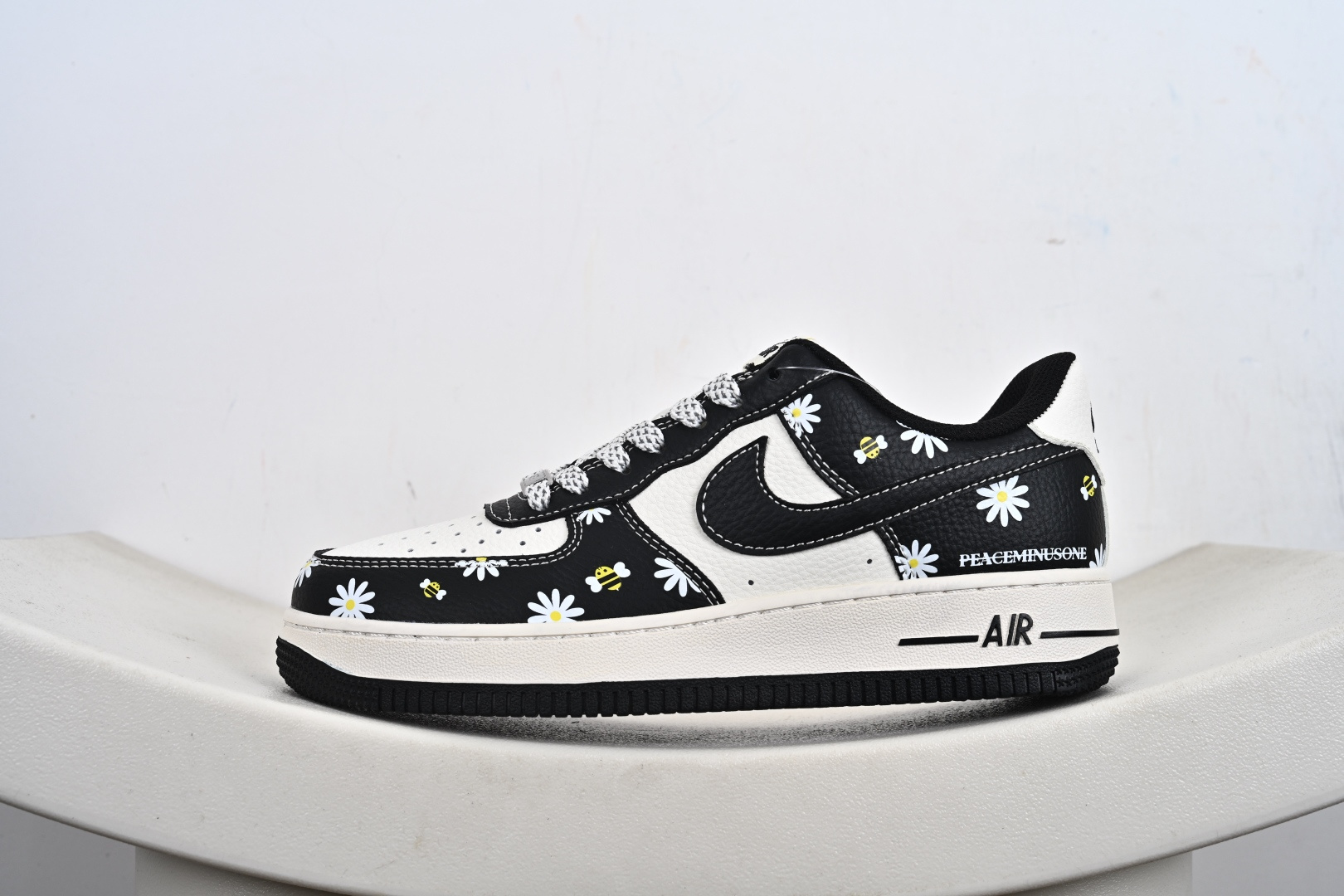 240 定制版Air Force 1'07 Low 小雏菊 空军一号低帮休闲板鞋 JP8028-004