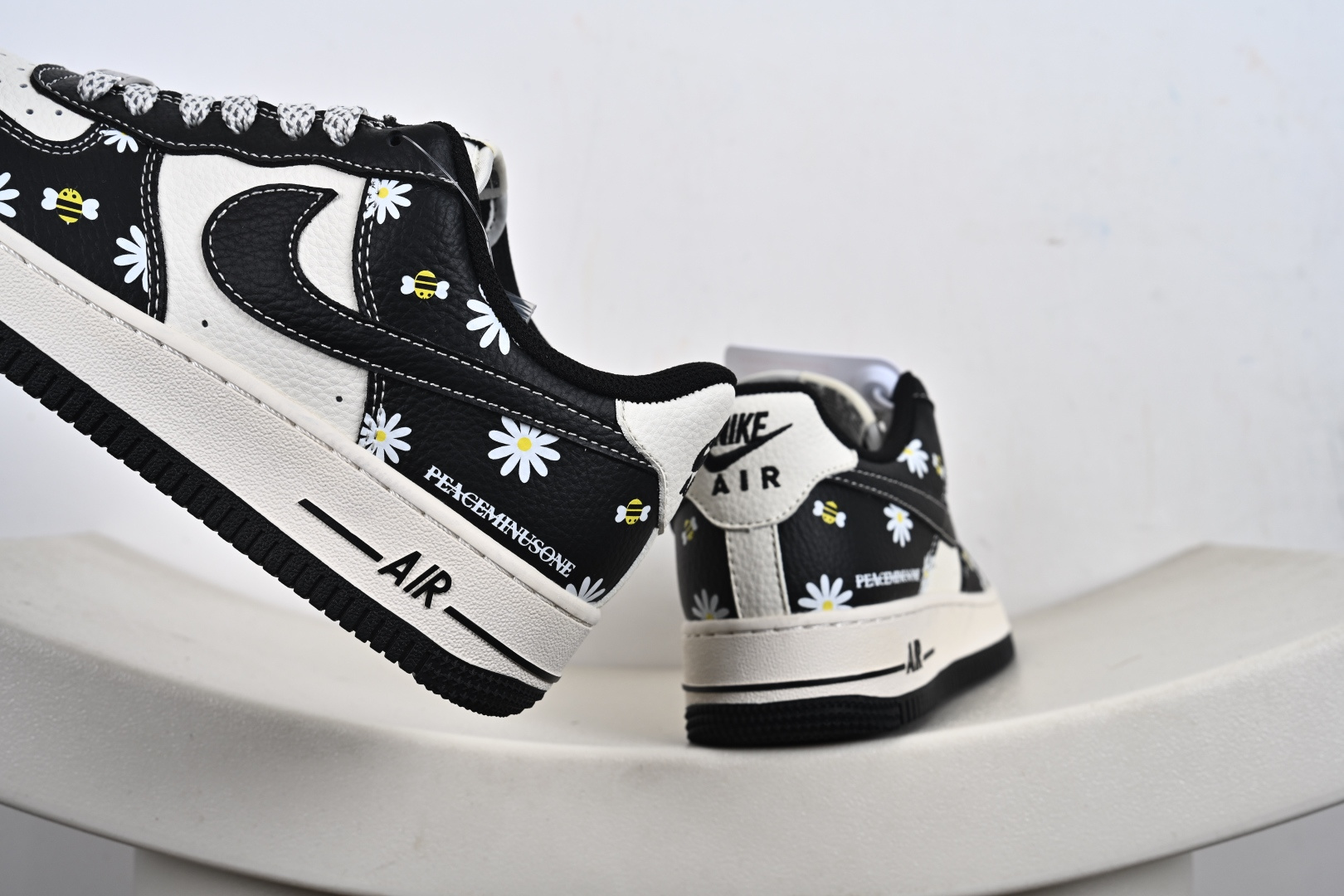 240 定制版Air Force 1'07 Low 小雏菊 空军一号低帮休闲板鞋 JP8028-004