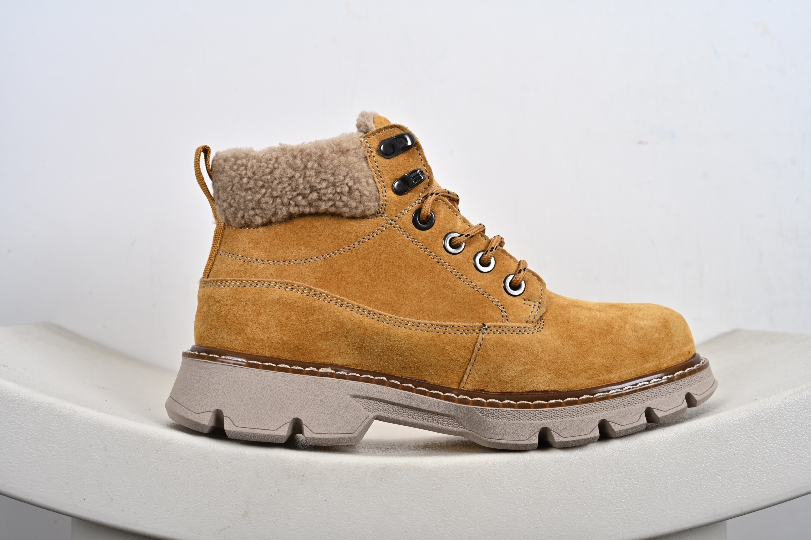 300 广东纯原UGG秋冬新品Tasman Weather Hybrid 塔斯曼混合系列轻量休闲鞋 U5867M