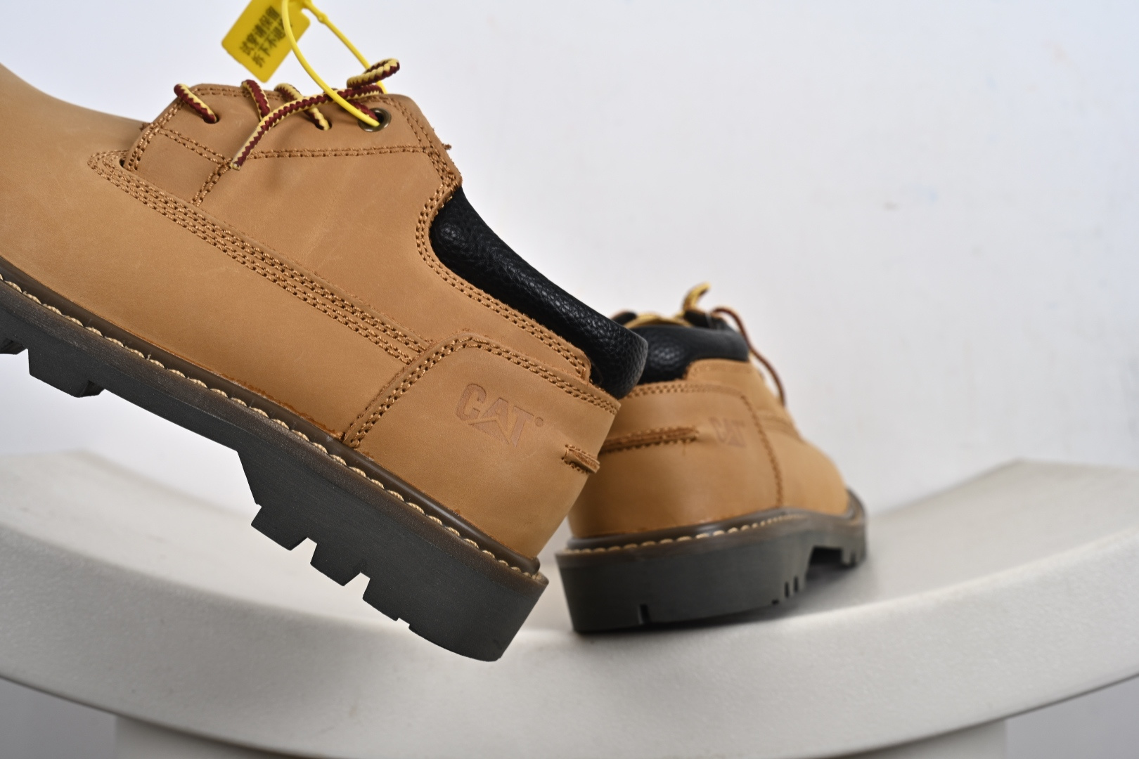 220 CAT/卡特 硬汉推土机品牌潮流爆款 户外休闲马丁靴系列 大黄靴