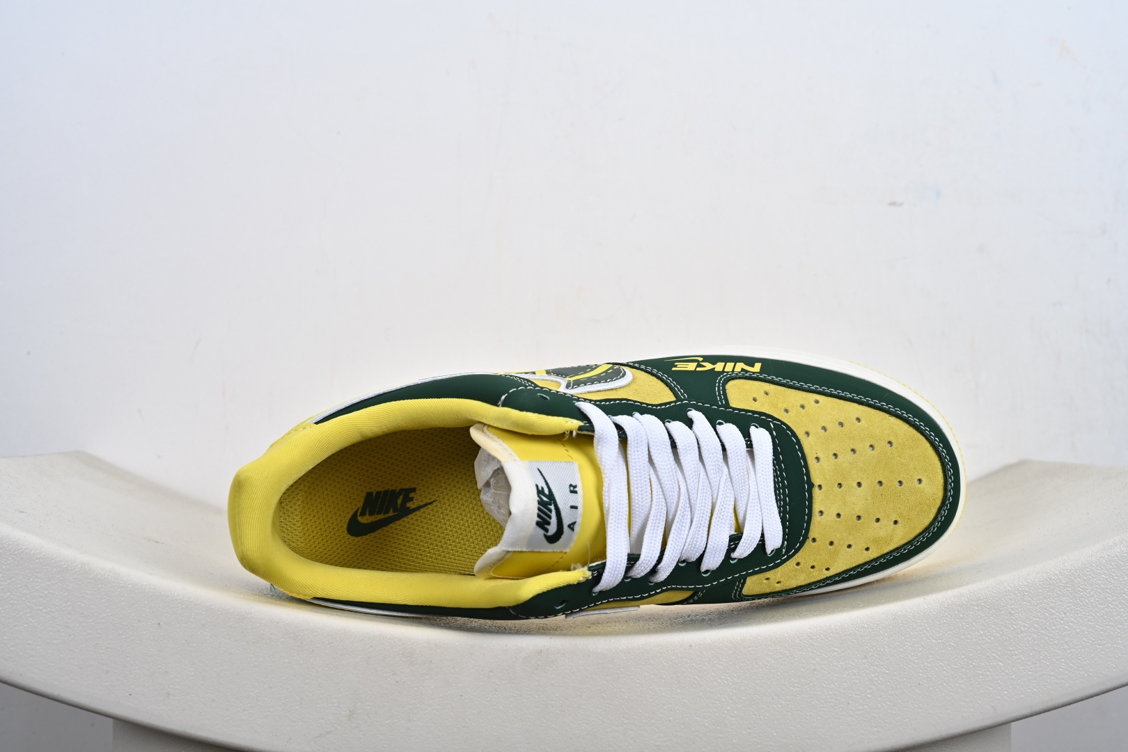 240 NIKE AIR FORCE 1‘07 LX SY1388-008