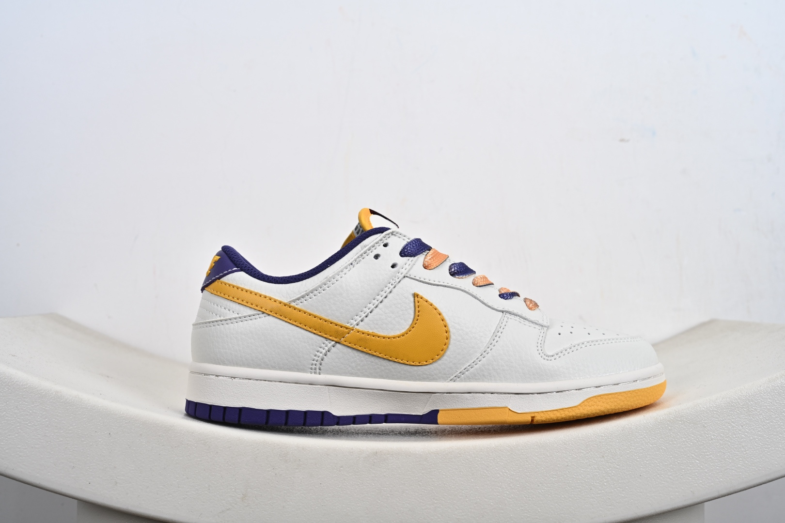 260 NBA x Nike Dunk Low 紫金湖人 CS1688-107