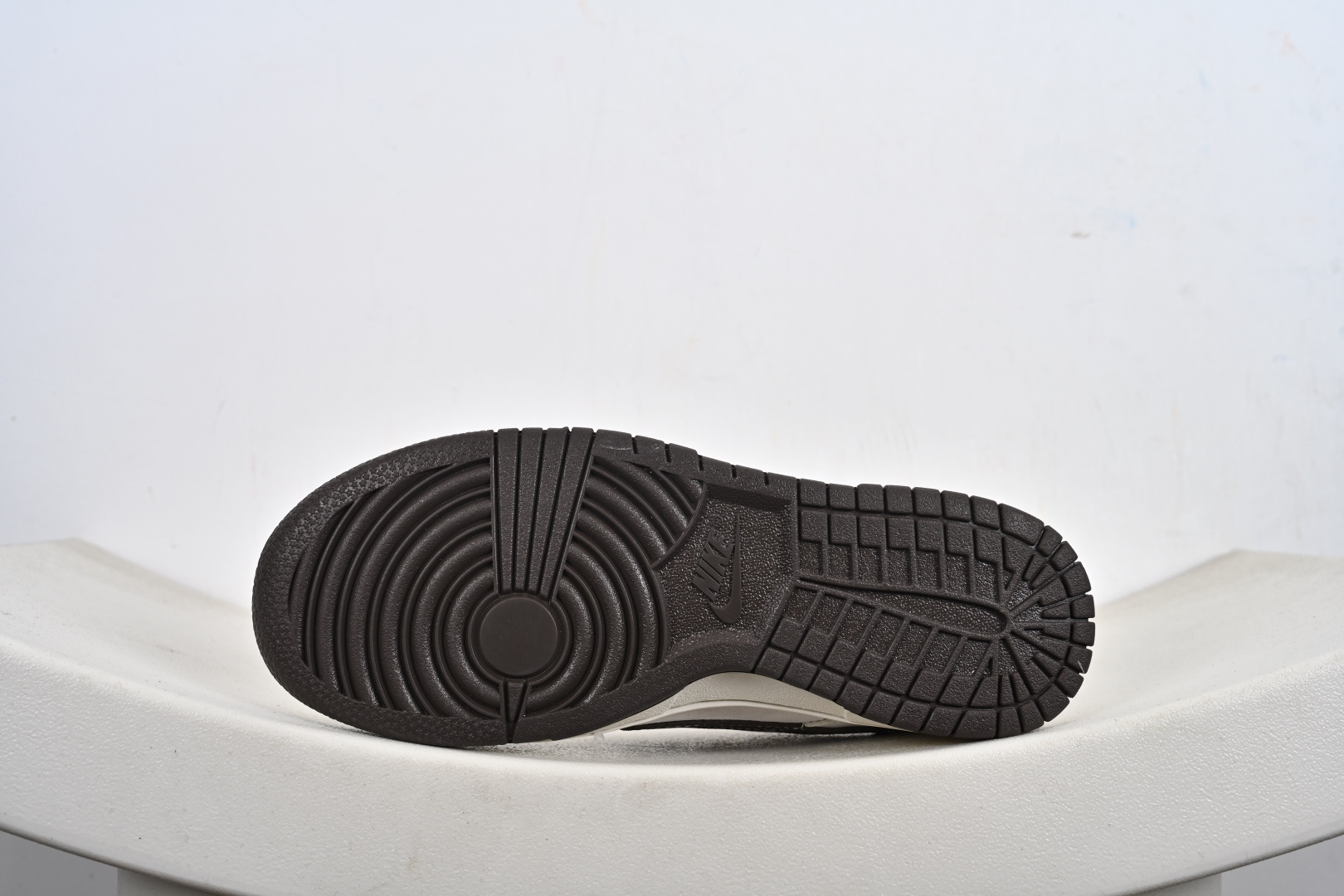 260 Stussy x LV x Nike Dunk Low 奶白灰 SG6688-003