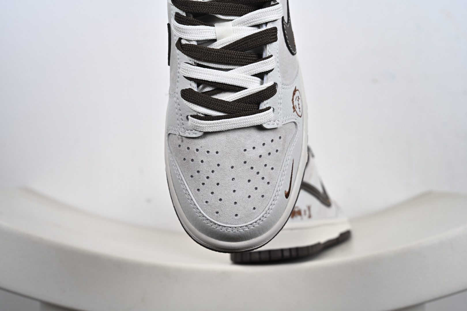 260 Stussy x LV x Nike Dunk Low 奶白灰 SG6688-003