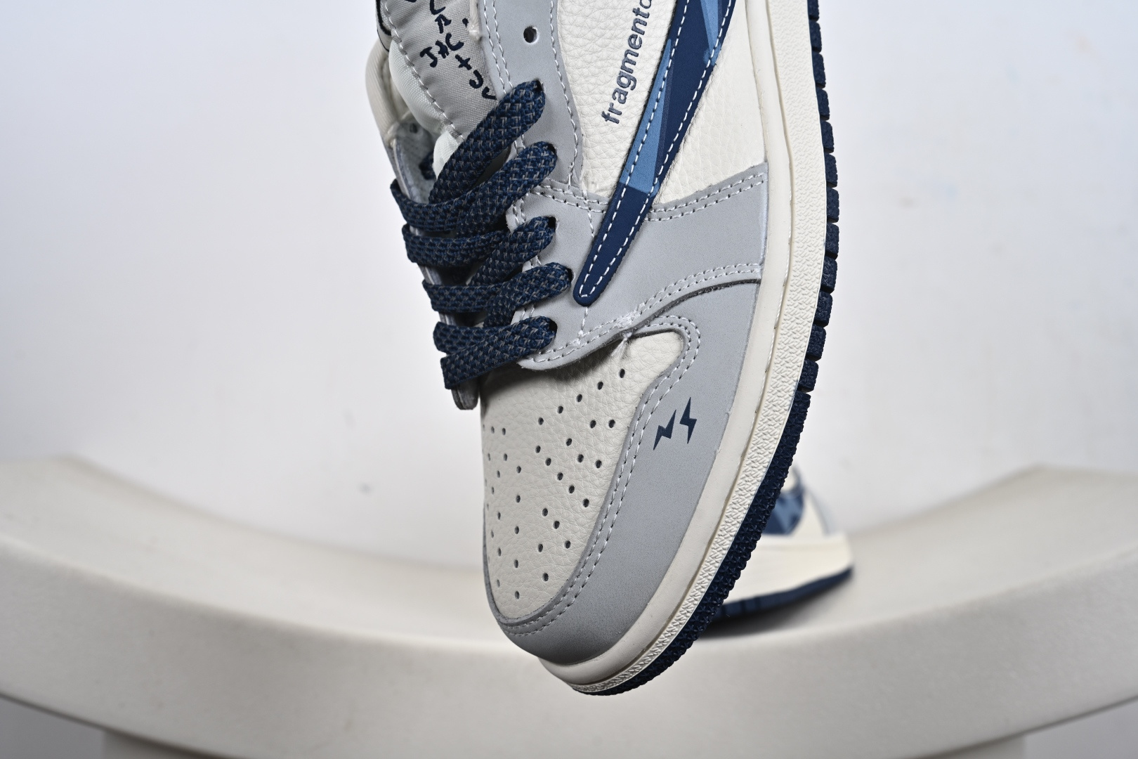 240 Nike AIR JORDAN 1 LOW OG SP乔1倒钩联名款 低帮文化休闲板鞋 XB1979-016