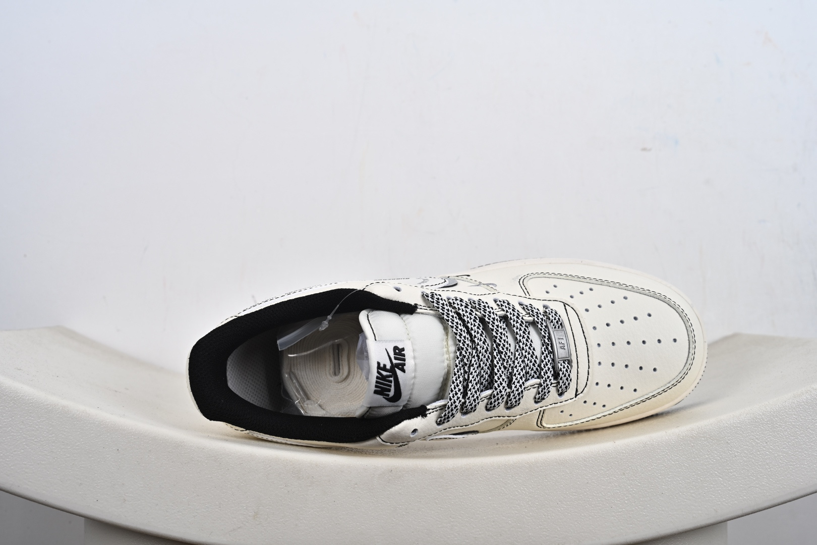 Nike Air Force1 07 low 巴宝莉联名 定制空军 JP8028-062