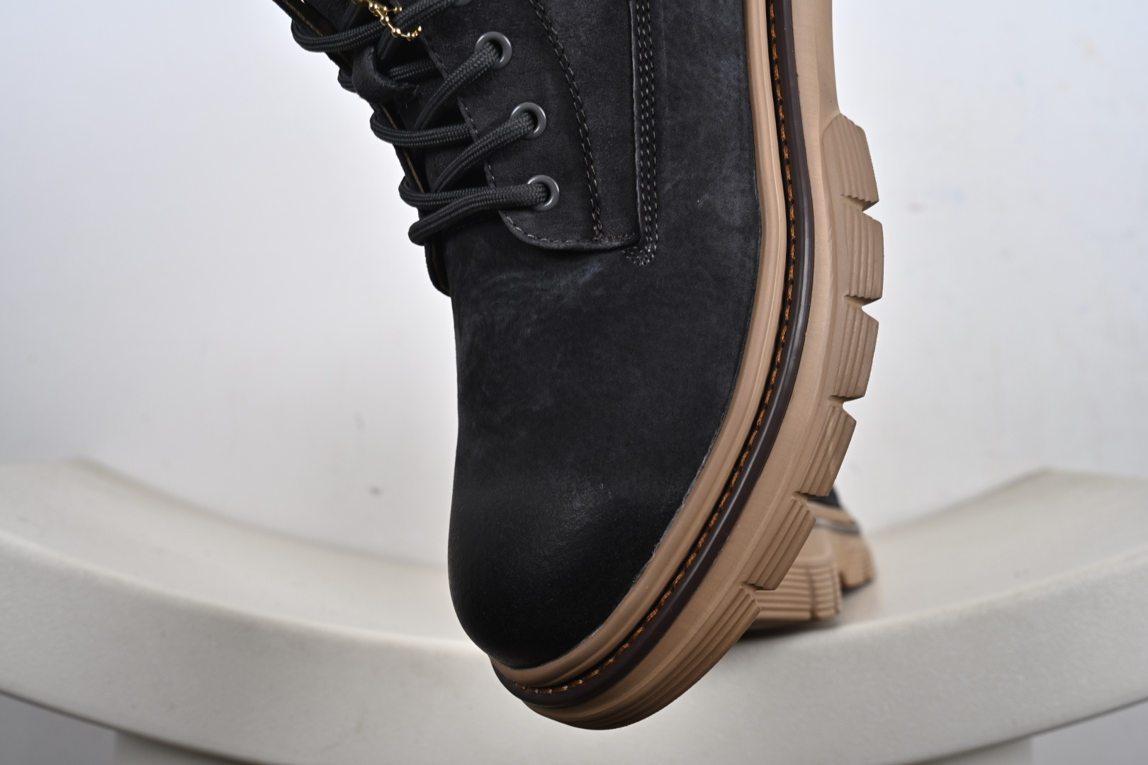 300 Timberland 天伯伦经典款高帮大黄靴 TB10037