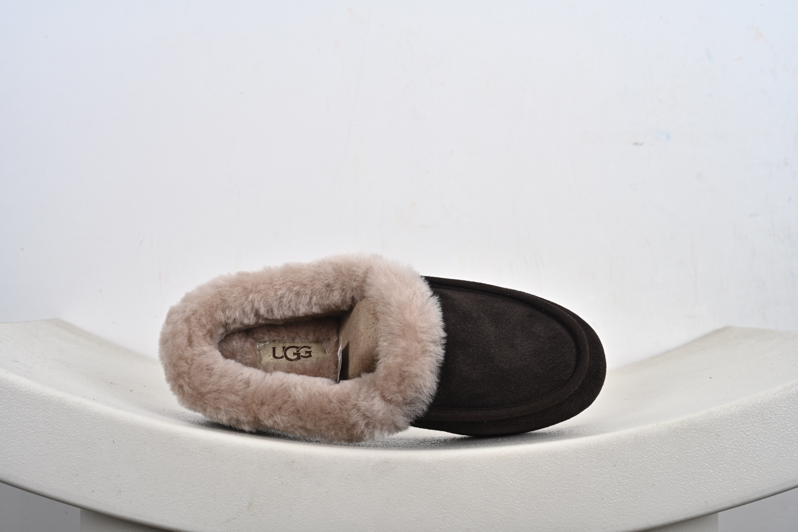 240 UGG 百搭单品 东莞纯原UGG 秋冬羊皮毛一脚蹬懒人鞋 1171391