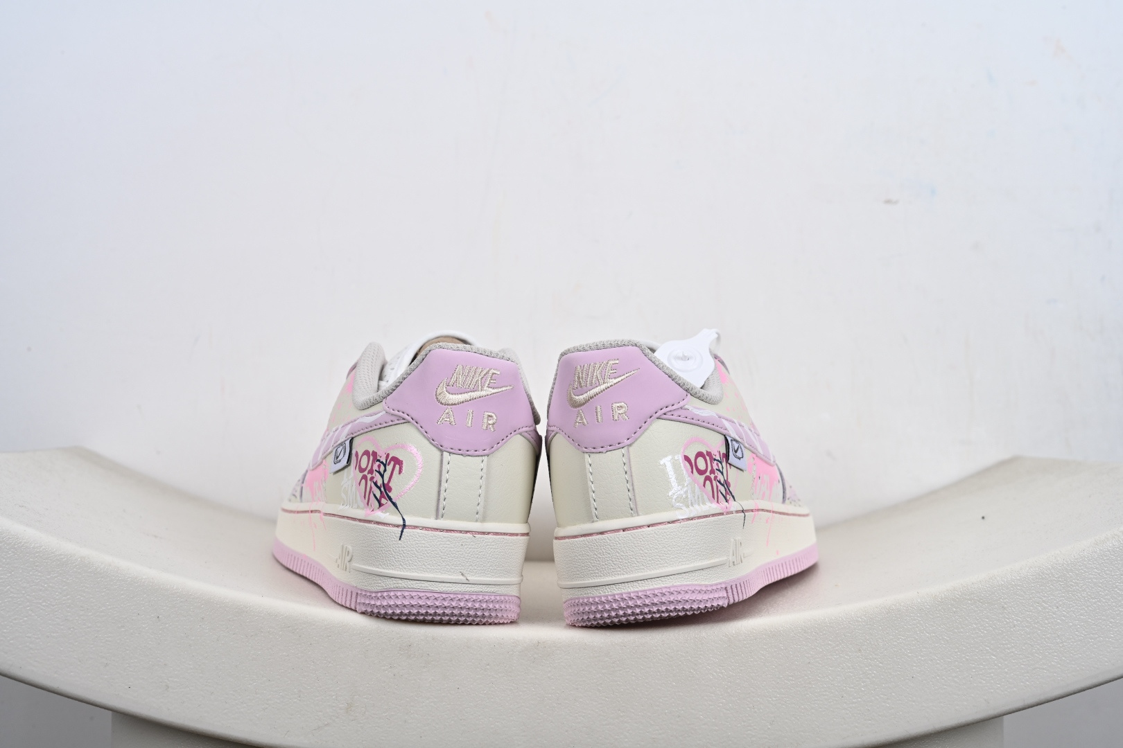 手绘涂鸦“紫粉甜绘”Nike Air Force 1 “Purple Pink Sweet Painting”空军一号定制板鞋 FB1839-122