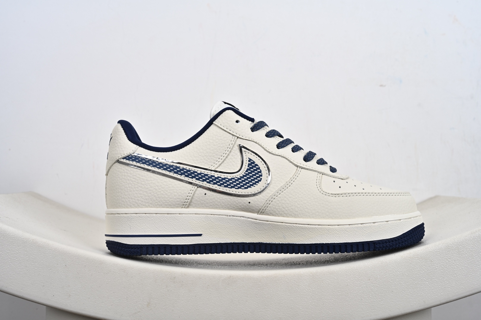 240 Nike Air Force 1 Low NIKE天际蓝 DF0188-108