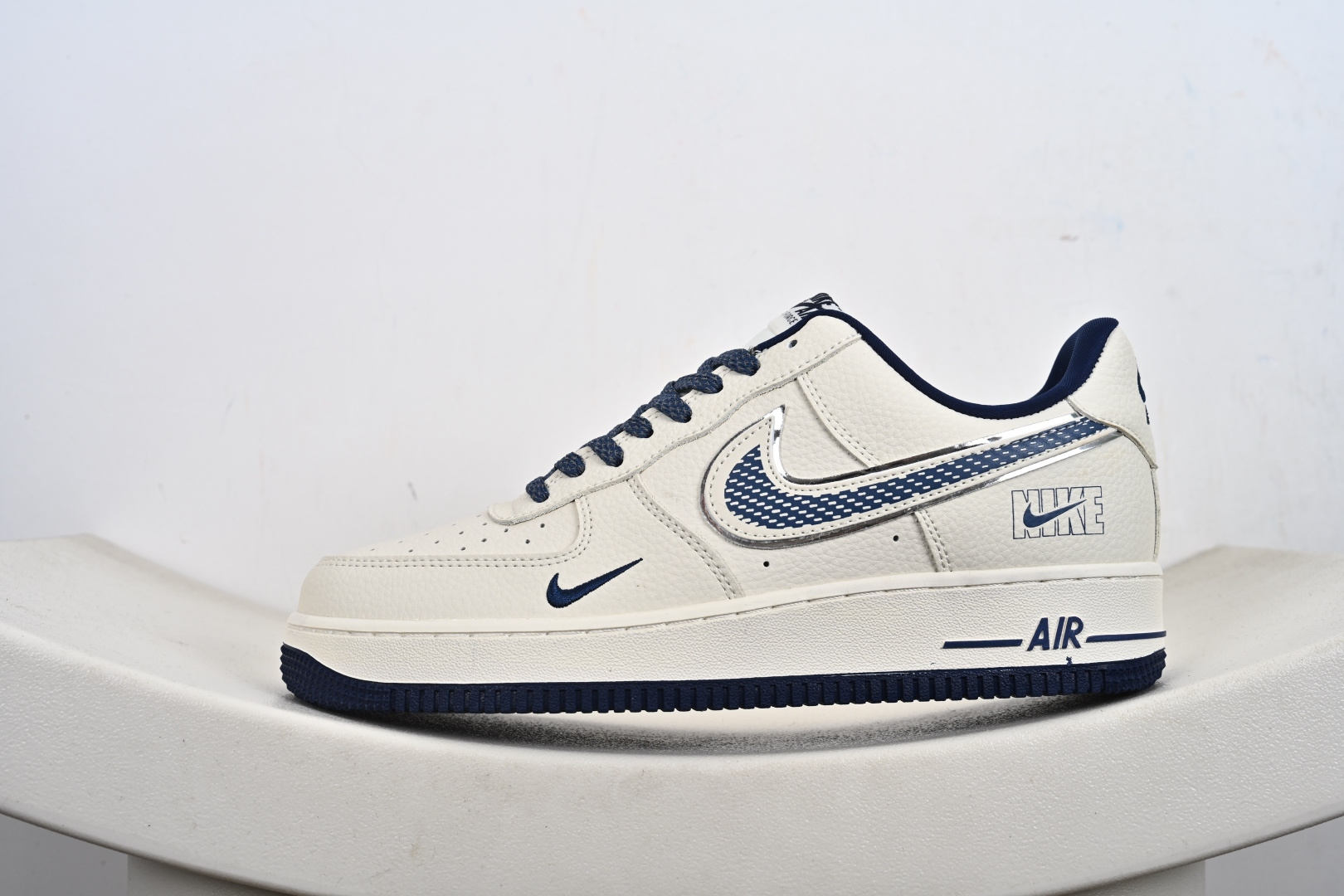 240 Nike Air Force 1 Low NIKE天际蓝 DF0188-108