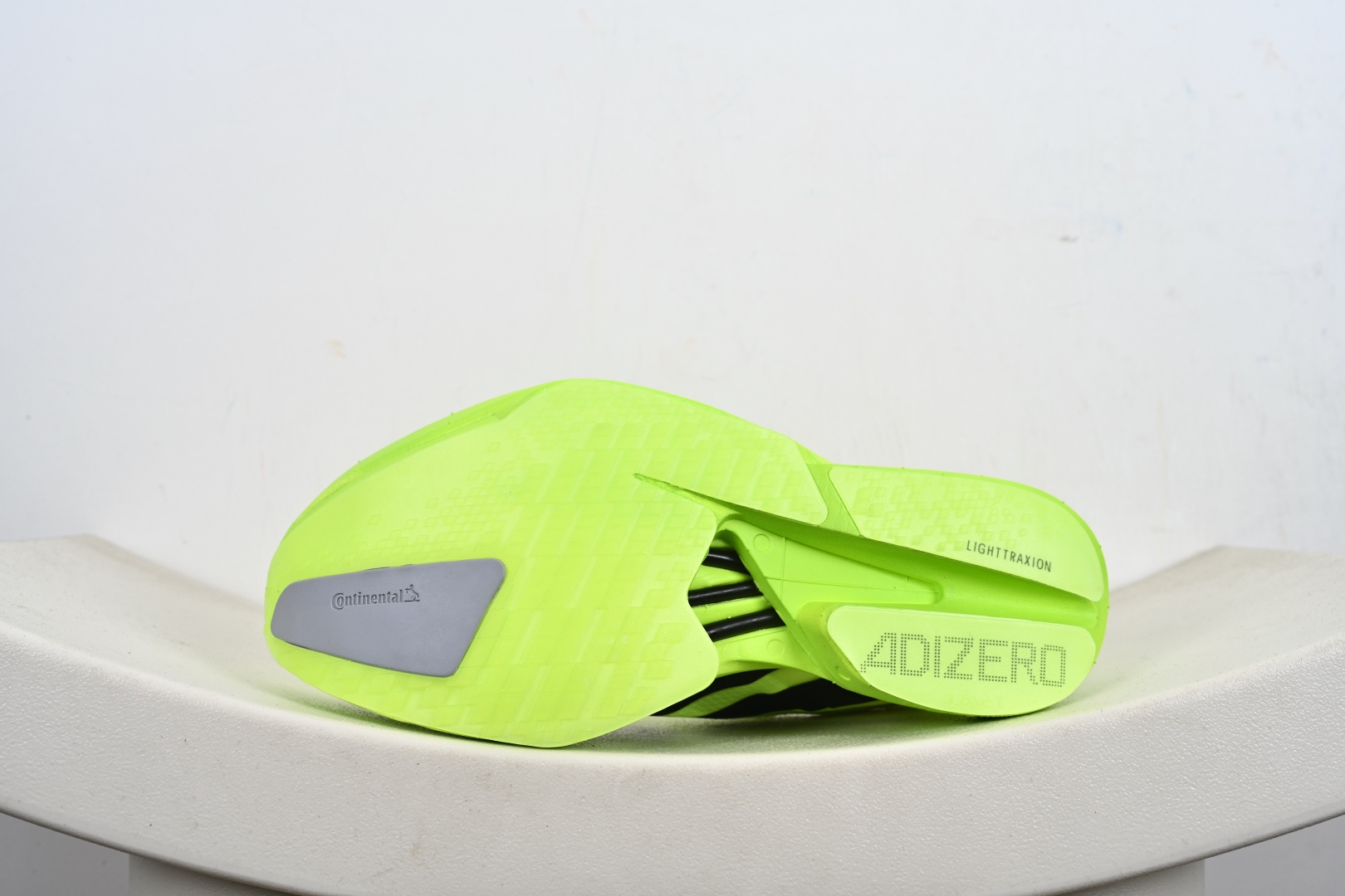 NO.1纯原Adidas Adizero Adios Pro 4 M竞训跑步鞋 银红色 JR6364