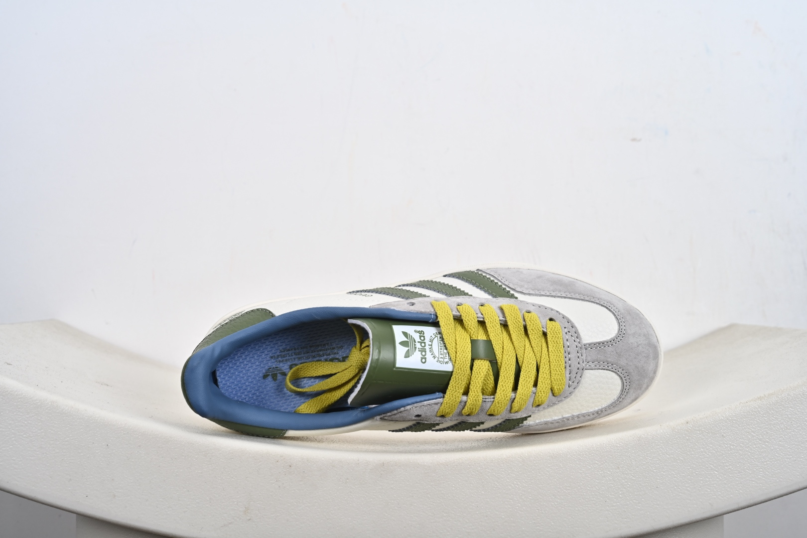 高端定制 阿迪达斯 AD Gazelle Indoor Trainers 原厂定制长毛翻毛皮组合环保纤维革鞋面材质 DD6607