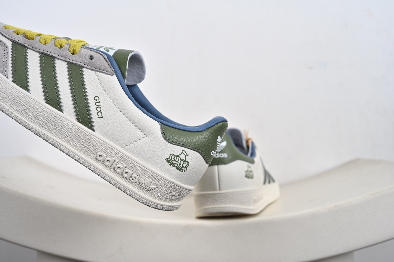 高端定制 阿迪达斯 AD Gazelle Indoor Trainers 原厂定制长毛翻毛皮组合环保纤维革鞋面材质 DD6607